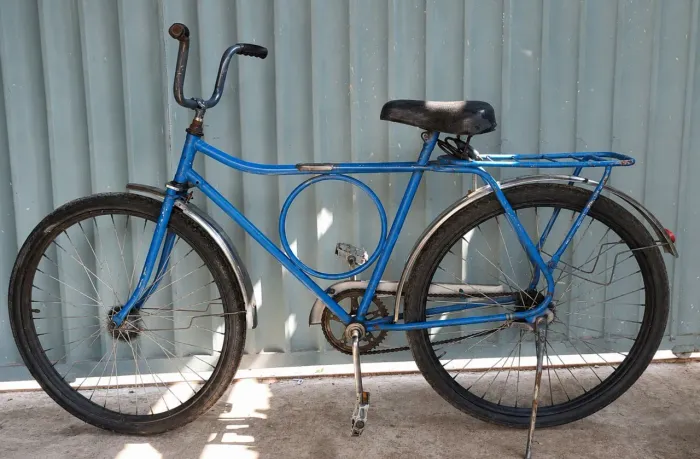 Bicicleta Antiga Aro 26 com Freio de Contrapedal - Modelo Clássico de Passeio