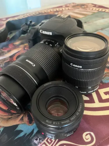 Canon T5i + 3 lentes