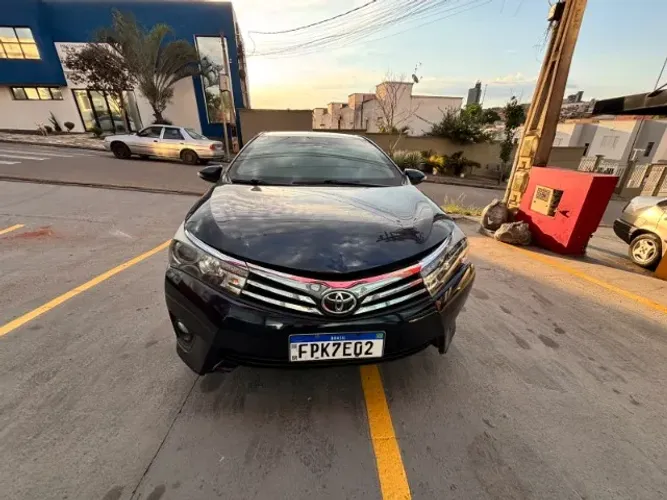 Toyota Corolla Altis 2.0 Flex 16V Aut. 2016