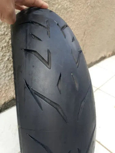 pneu 140/60 R17