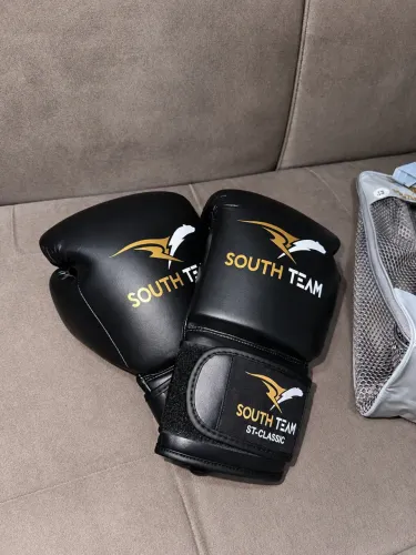 Luva de Boxe South Team ST-Classic Preta - Nova (Usada apenas 2 vezes)
