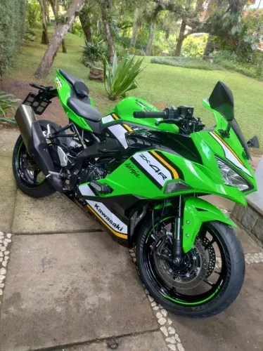 Kawasaki Ninja Zx-4r 2025