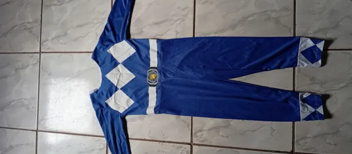 Roupa de Power Rangers de fantasia