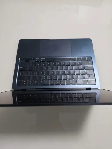 Notebook MacBook Air Apple M4 13.6" Cor Midnight 2025