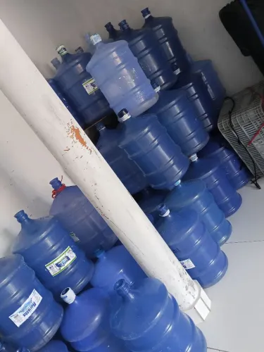 Vendo garrafão de água