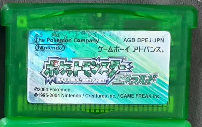 Pokemon Emerald GBA Japonês