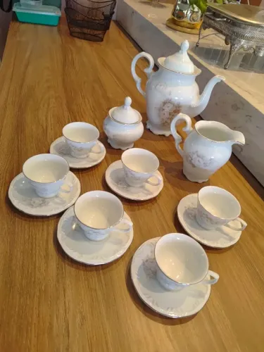 Jogo de café Vitória em porcelana Schimidt
