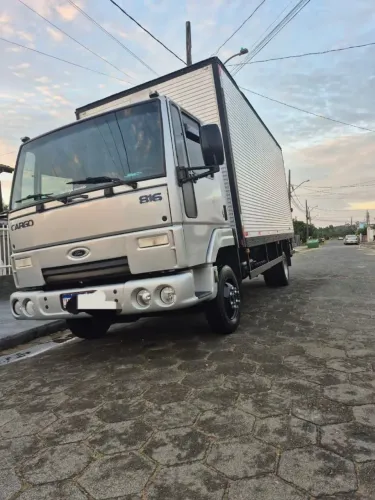 Vende se cargo 816 2013