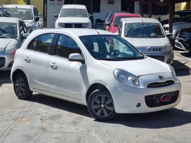 Nissan March S 1.0 16V Flex Fuel 5P 2014