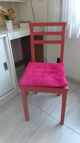 Cadeira vermelha