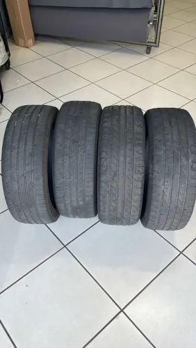 Vende se 4 pneus 