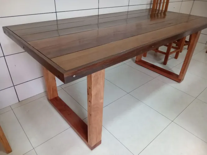 Mesa a pronta entrega 2 mts