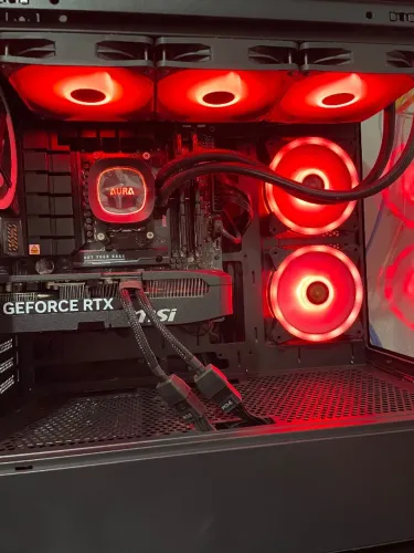 Pc Gamer RTX 5070