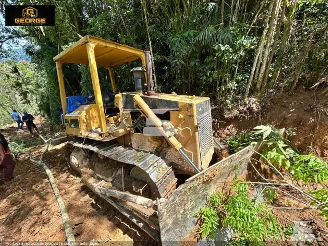 Trator de Esteira Caterpillar D4ESR - 1997
