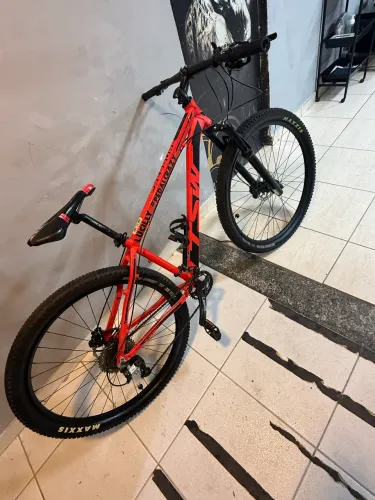 Vendo bicicleta aro 29 tsw