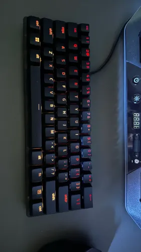 Teclado Mecânico Razer Huntsman Mini 60% - Switch Óptico Roxo