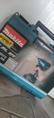 Paragusadeira de Impacto a bateria bivolt DTD153RFE - Makita