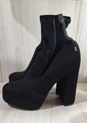 Bota de salto Samta Lolla