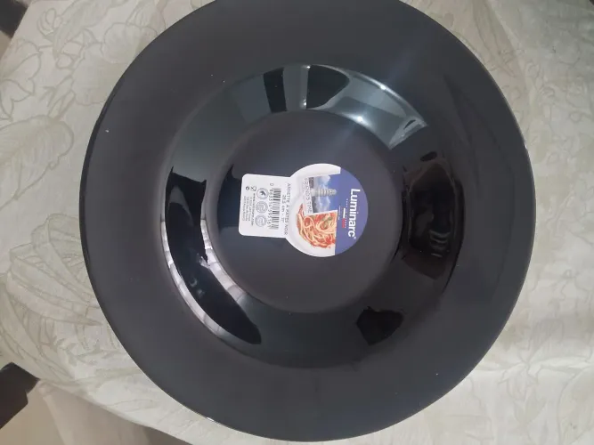 Prato opalino preto pasta friends time 28,5cm luminarc para massa ou risoto 18 unid dispo