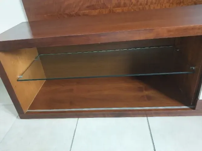 Painel de TV e aparador