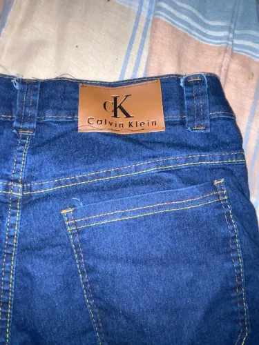 bermuda jeans calvin klein azul 12