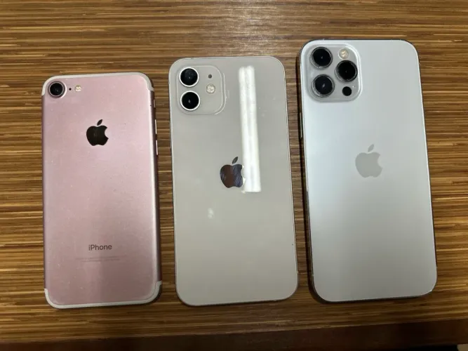 IPHONES 7, 12 e 12Pro Max (512g) - Todos do meu uso pessoal.