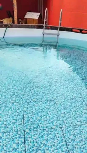 PISCINA GRANDE 