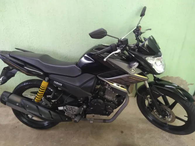 Moto Fazer 2017/2018