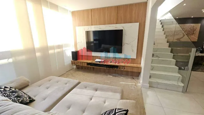 Cobertura na segunda torre com vista para represa e reserva florestal