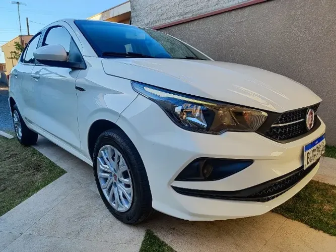Fiat Cronos Drive 1.3 8V Flex 2020