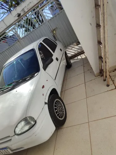 Chevrolet Corsa Sedan Super 1.0 MPFI 4P 1999