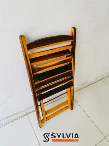 Cadeiras dobrável invernizada