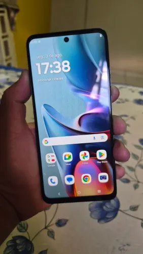 Moto G05.