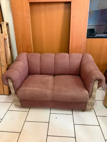 SOFÁ 2 LUGARES COM ESTAMPA MISSONI