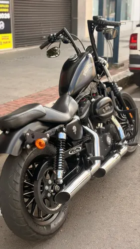Harley-Davidson sportster 883 IRON