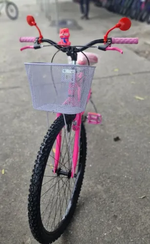 Bicicleta rosa feminina