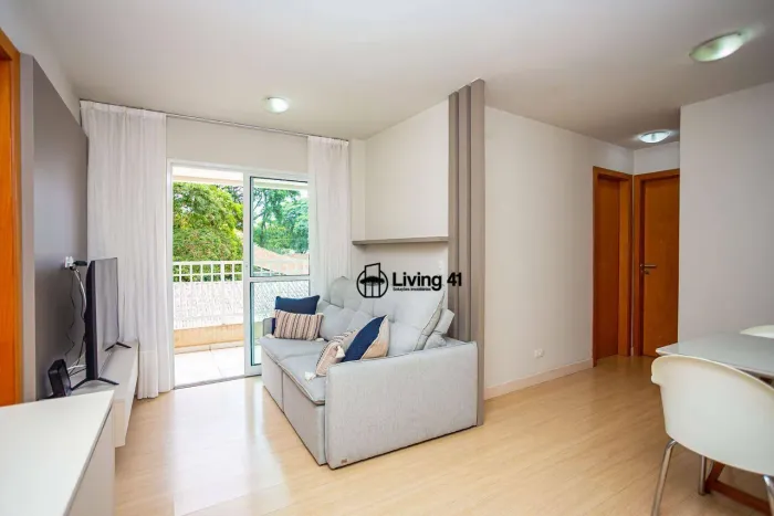 Apartamento com 2 dormitórios à venda, 62 m² por R$ 585.000 - Hugo Lange