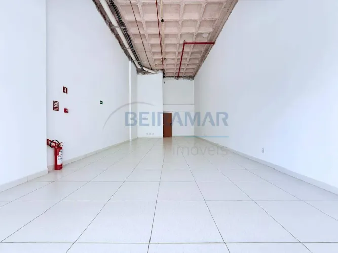 Espaço Premium Para Encantar Seus Clientes| Loja Espaçosa Com 65,14m²