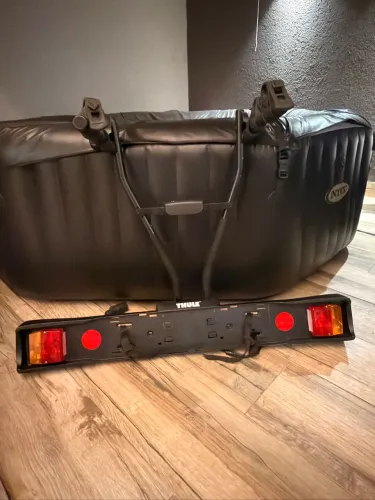 Transbike Thule + Régua sinalização Thule com suporte de placa