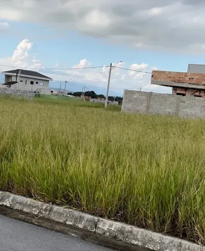Terreno veredas dos campos