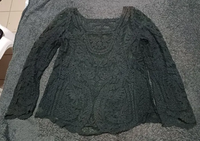 Blusa rendada