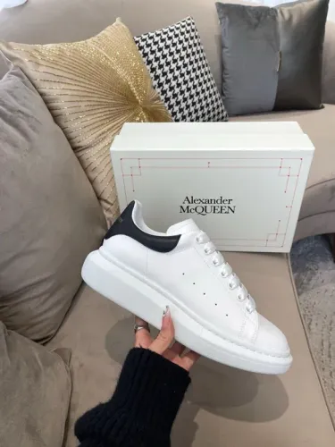 Alexander macquen 42