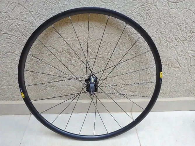 Roda Traseira Mavic Crossmax 29 Disc 6 furos Eixo Passante 142mm