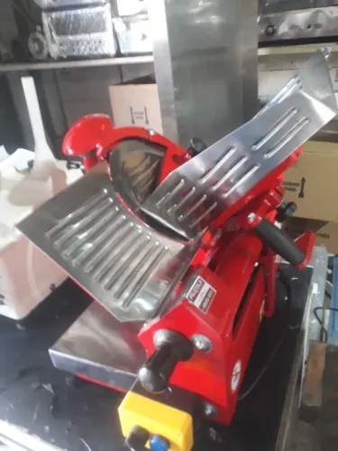 Cortador de frios..moedor de carne e refresqueira