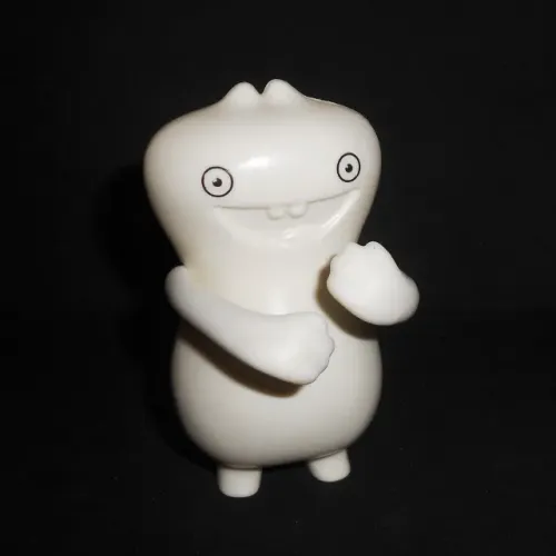 Boneca Ugly Dolls da coleção McDonalds 2019 McD s19 DC comics BK