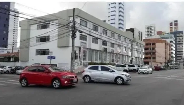 Salas comerciais em Manaira 