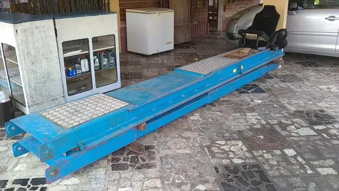 Rampa para lava jato e troca de óleo 4.500