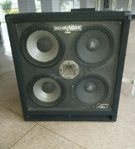 Cabeçote baixo Behringer BX 3000 