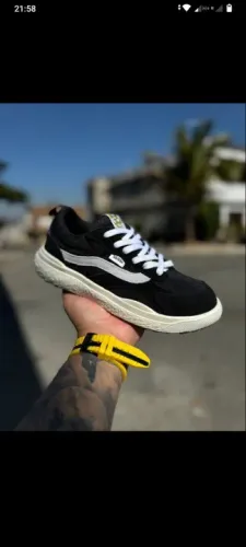 Vans Premium