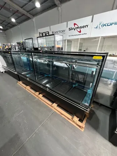 Balcão açougue 3 metros gancheira vanguard refrimate